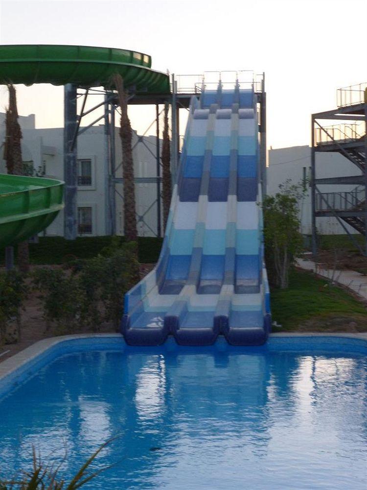 Le Royal Holiday Resort Aqua Park Sharm el-Sheikh Exteriör bild